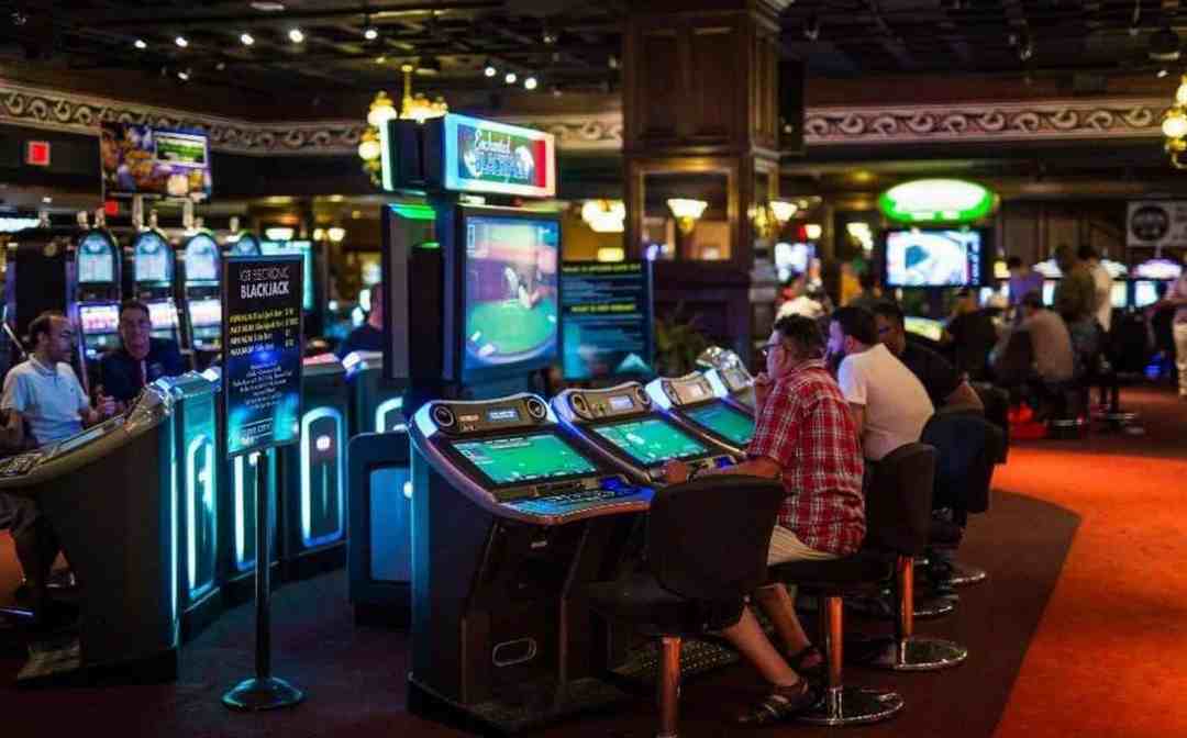 Kho game phong phú là ưu điểm nổi bật của Empire Casino