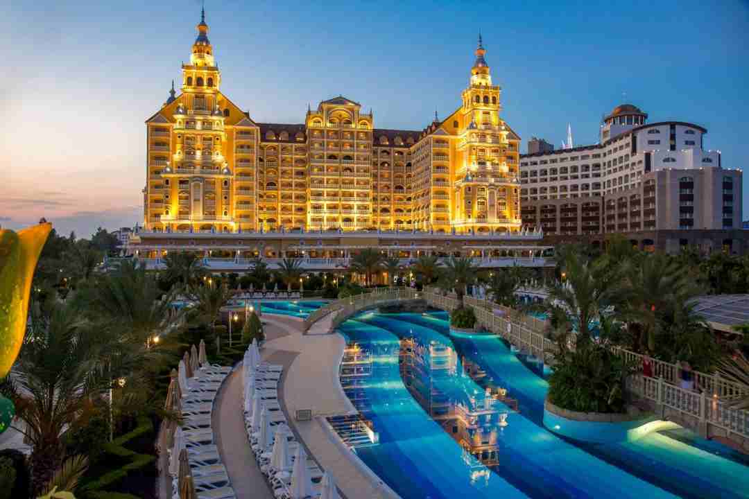 Holiday Palace Hotel & Resort một điểm đến ngàn lựa chọn